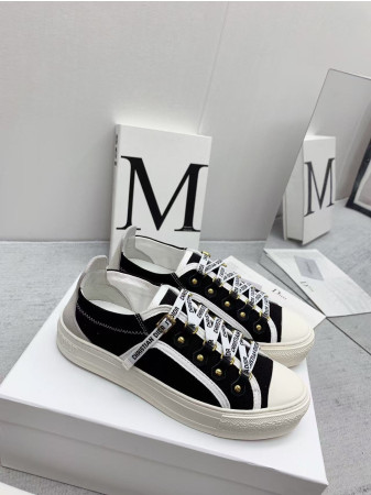 UA D*0r Walk'N'D*0r Sneaker