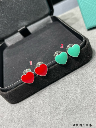 T*f*ny & Co. Heart Stud Earrings Ag925