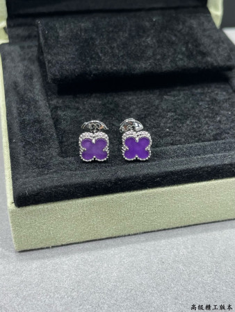 V*N CL*F & Arpels Mini Violet Four-Leaf Clover Earrings