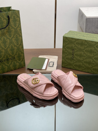 UA G*u*i WOMEN'S SANDAL WITH DOUBLE G