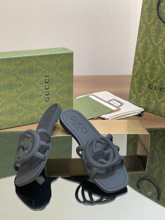 UA G*u*i INTERLOCKING G SLIDE SANDAL Black