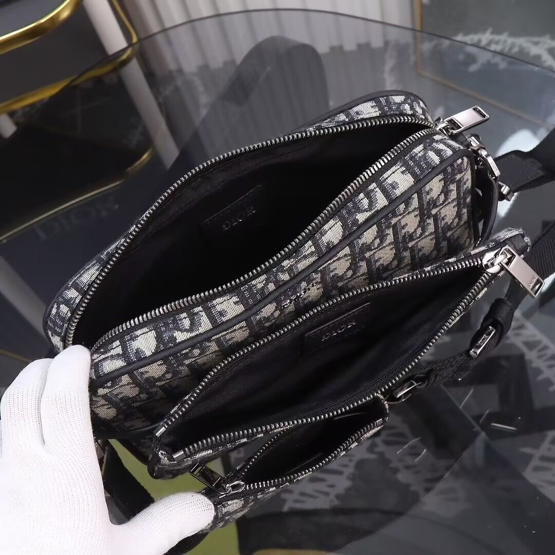 D*0r Saddle Triple Pouch Beige and Black D*0r Oblique Jacquard 18x25x5cm