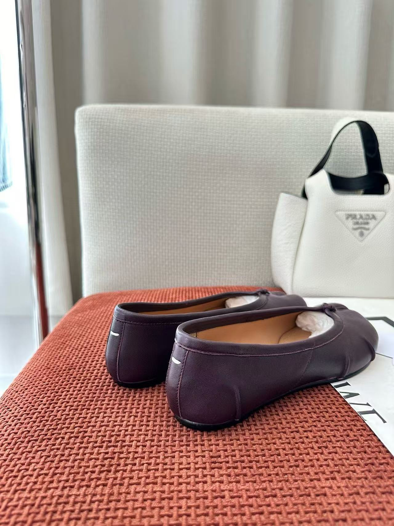 UA Maison Margiela Tabi Leather Ballet Flats