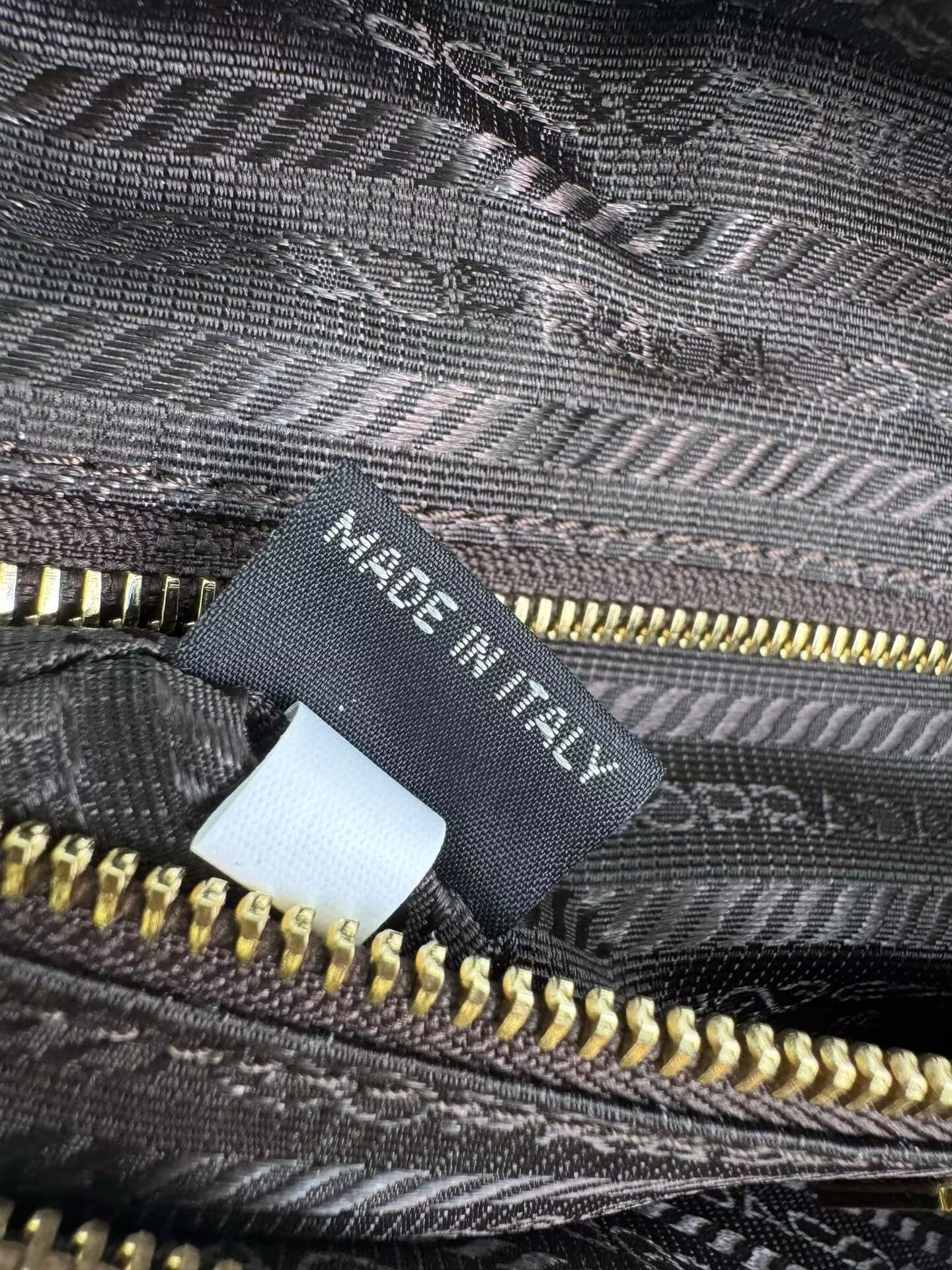 Pra*a Lus Solf 42x30x12cm