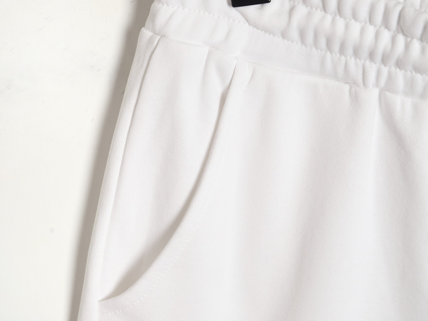 L0*is V*t0n LV 24ss shorts