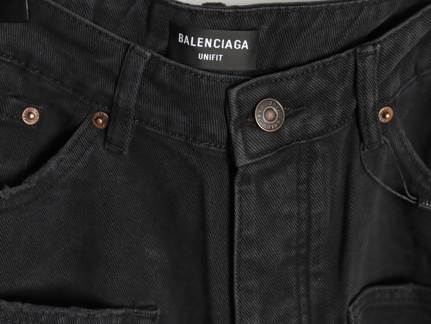 Ba*len*cia*ga BLCG 24ss shorts