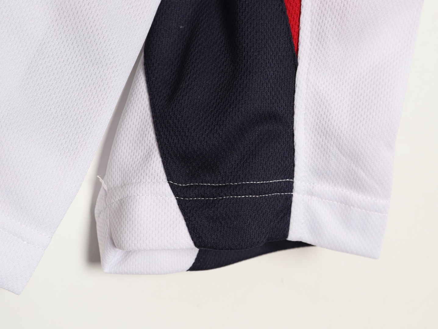 Ba*len*cia*ga Long-sleeved T-shirt