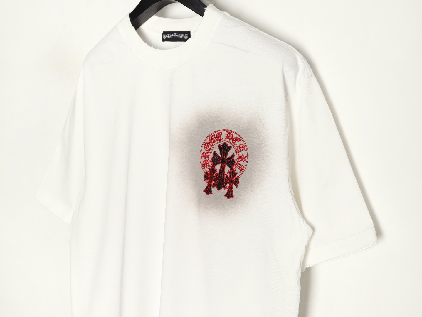 Ch**me He**ts 25SS Short-sleeved T-shirt