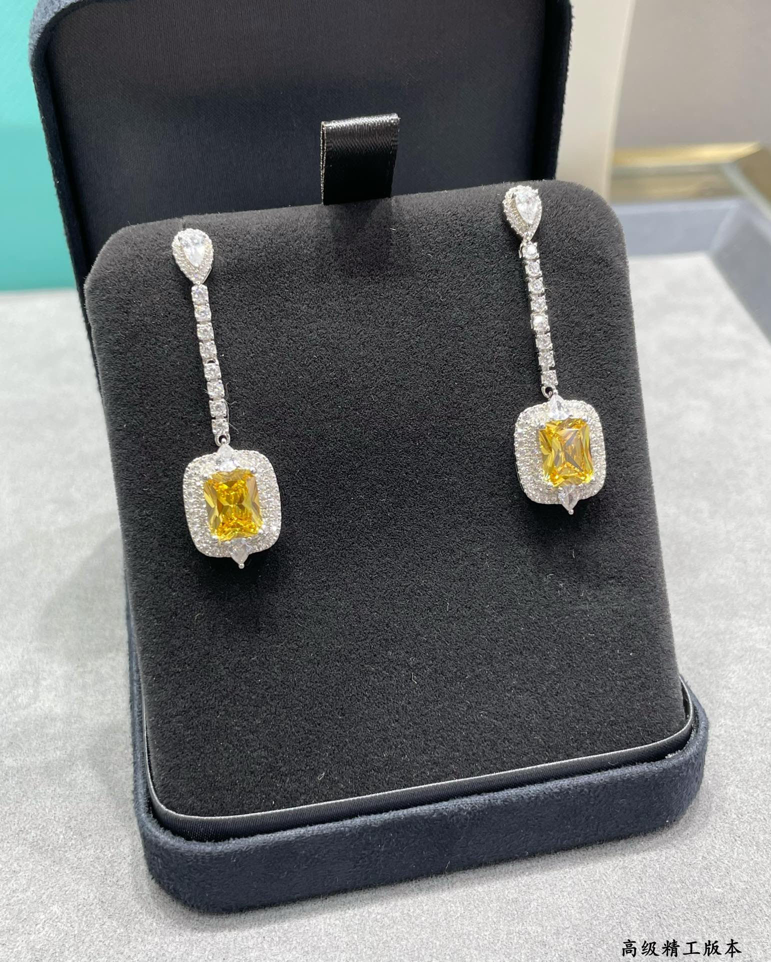 T*f*ny & Co. Diamond Earrings Ag925