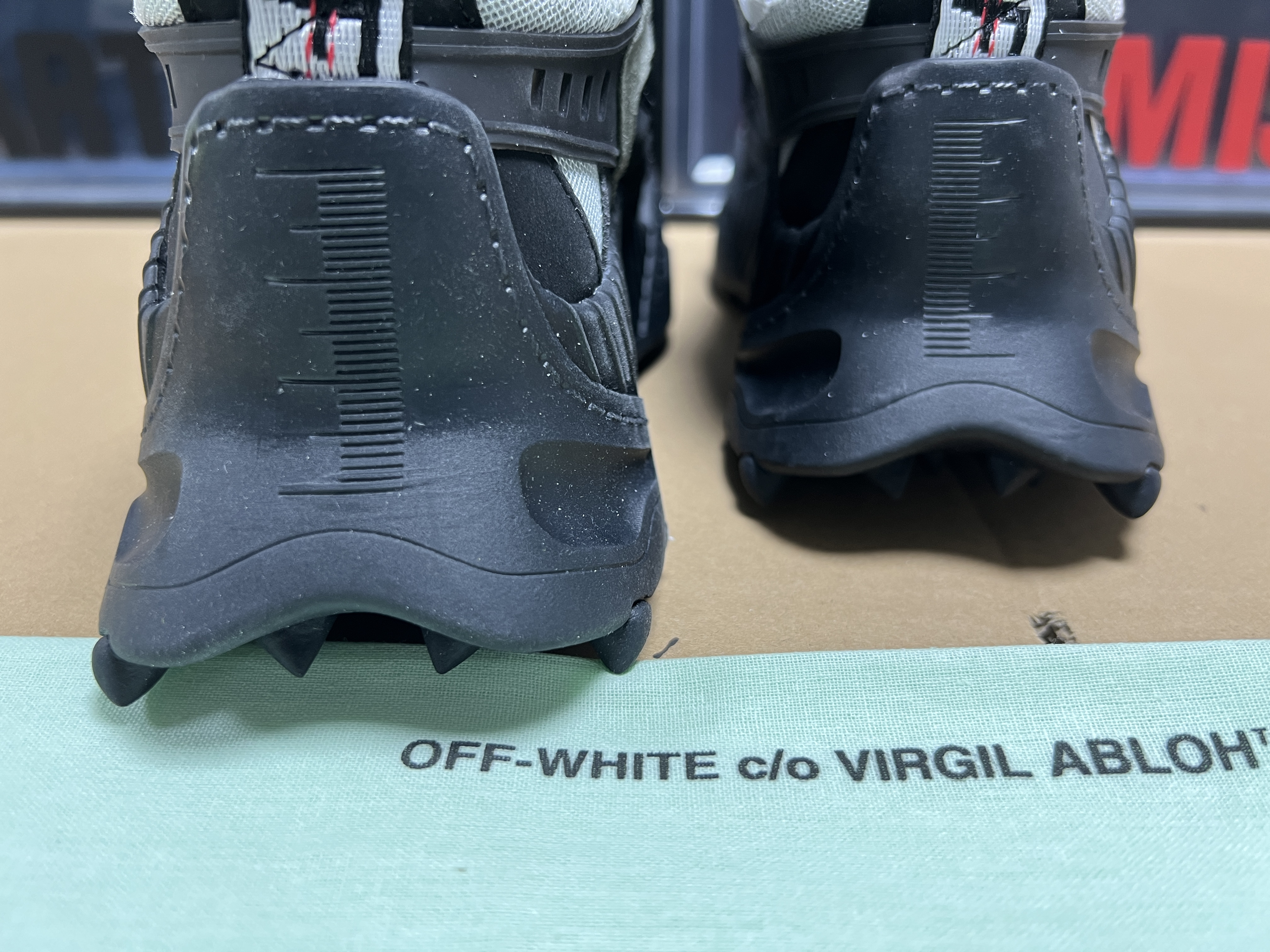Off-White Odsy-1000 Black