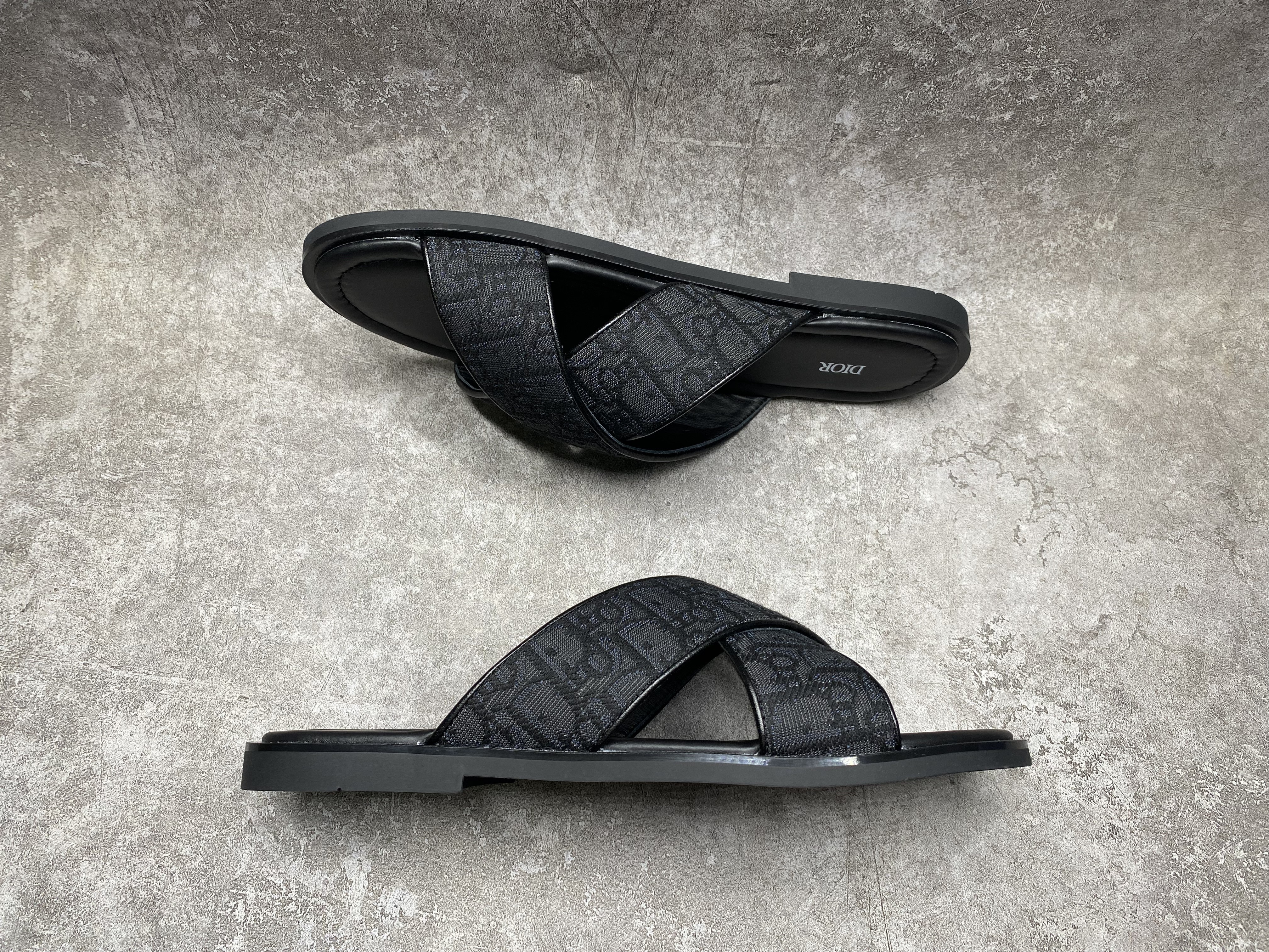 UA D*0r Alias Sandal