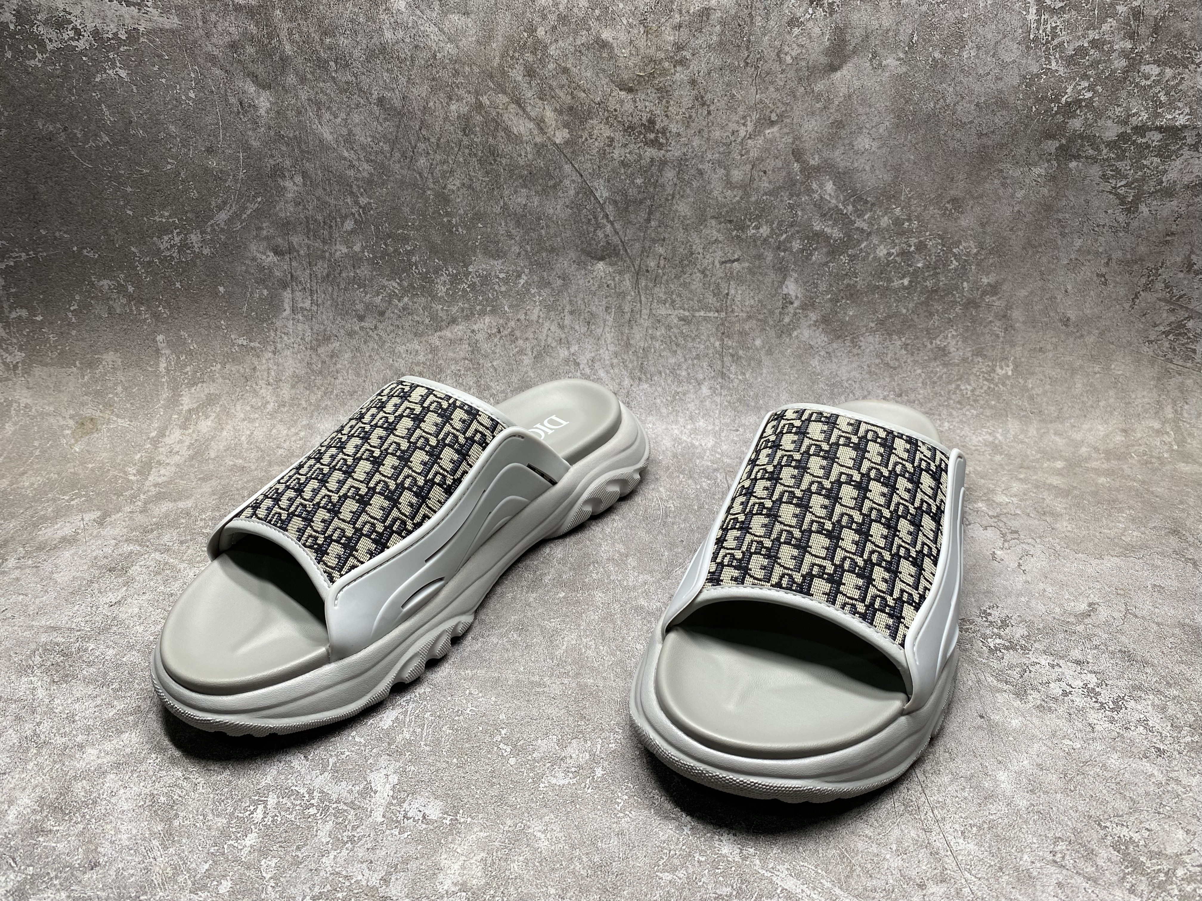 UA D*0r Sandal