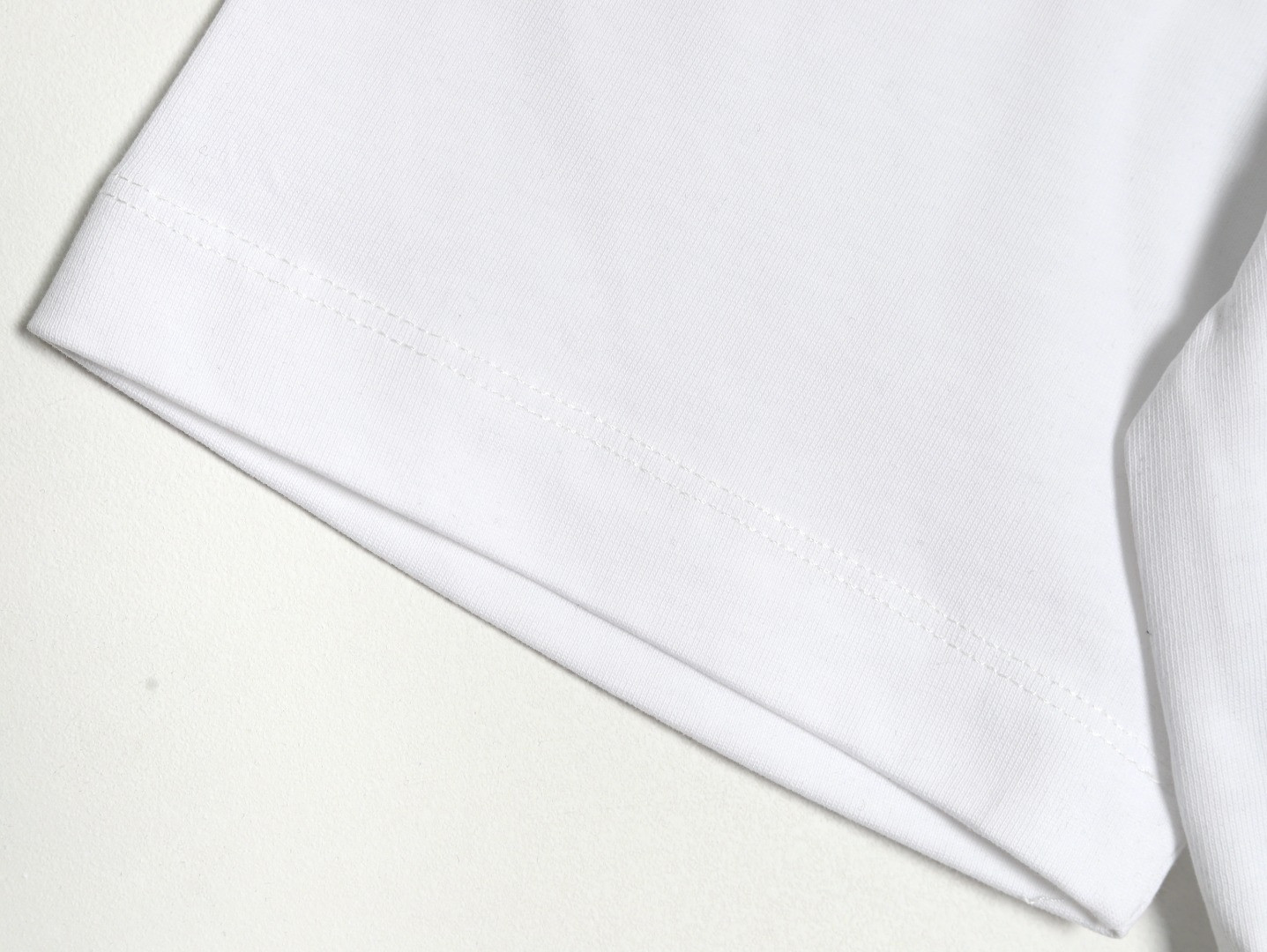 Ba*len*cia*ga Short-sleeved T-shirt