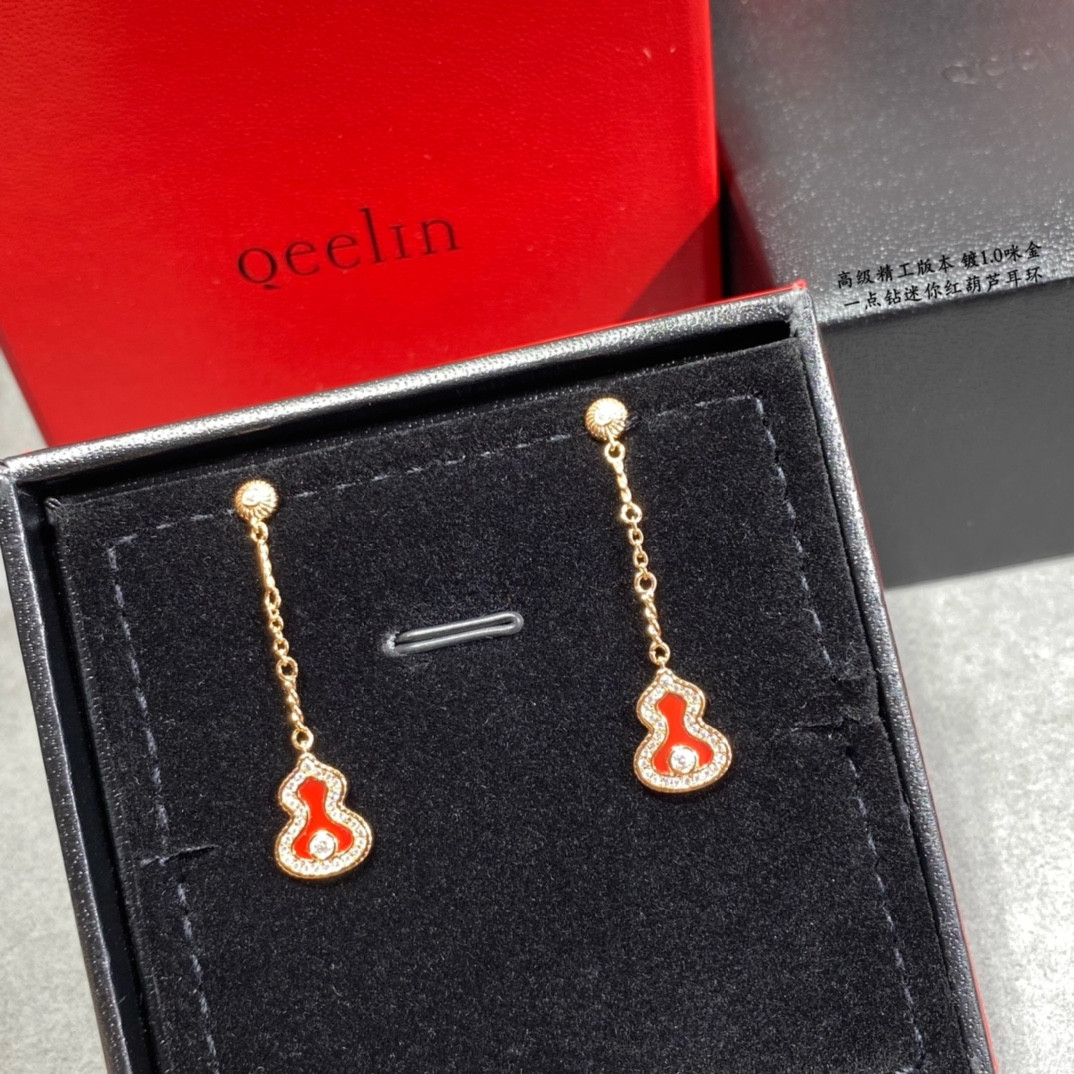 Qeelin Mini Diamond Red Gourd Earrings
