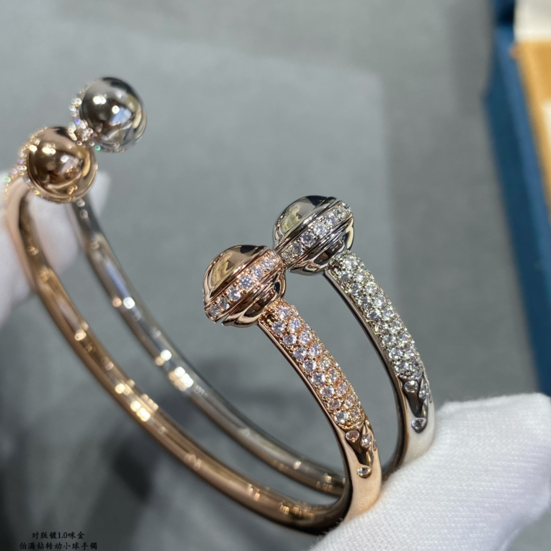 Piaget fully diamond-encrusted rotating ball Bracelet