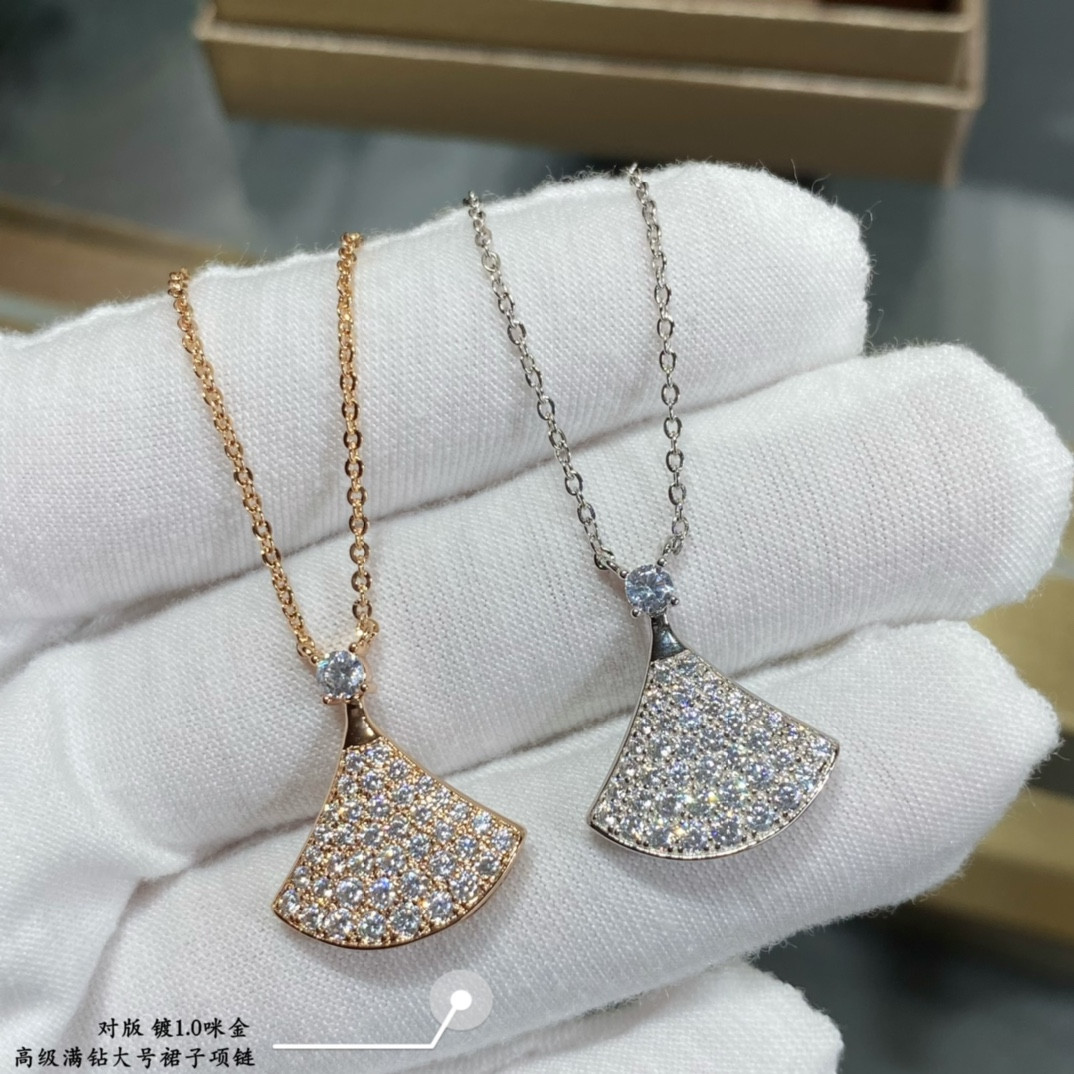 B*l*ai Large diamond fan-shaped skirt Necklace