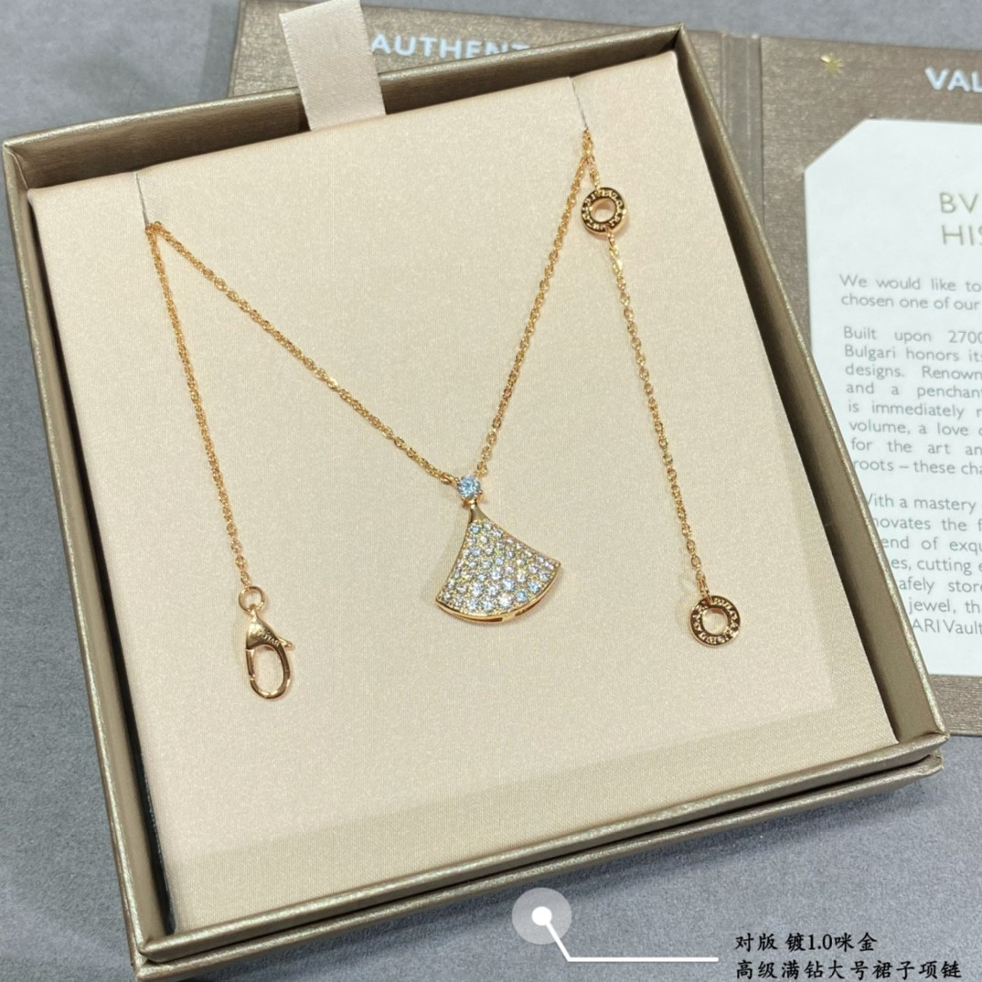B*l*ai Large diamond fan-shaped skirt Necklace