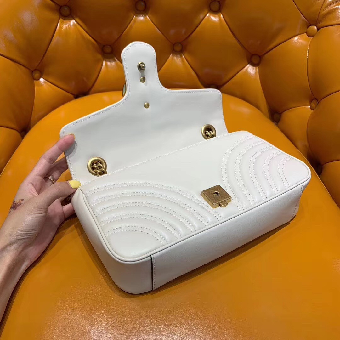 GG Marmont Shoulder Bag 26cm