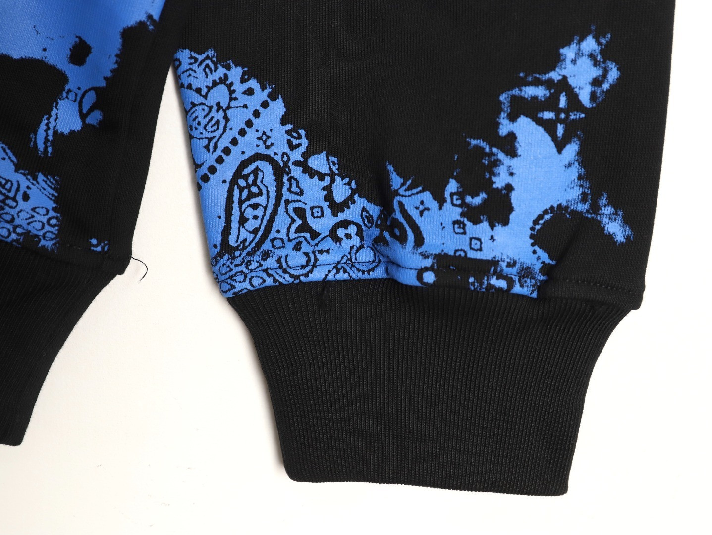 L0*is V*t0n LV 25Fw Hoodies