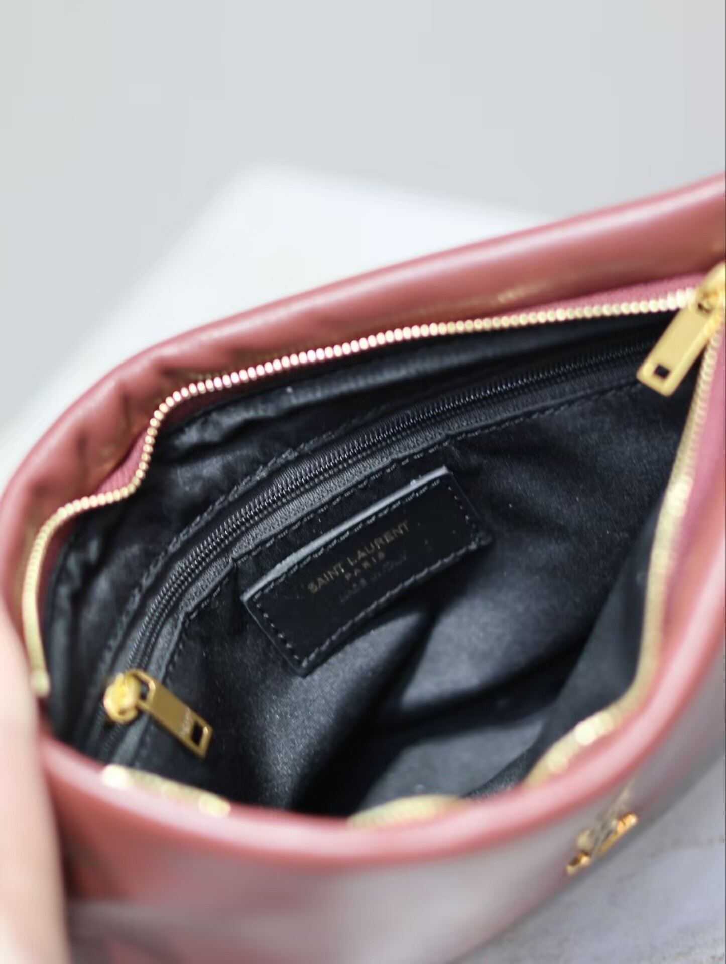 Y*L CALYPSO small pouch in lambskin 23x16x3cm