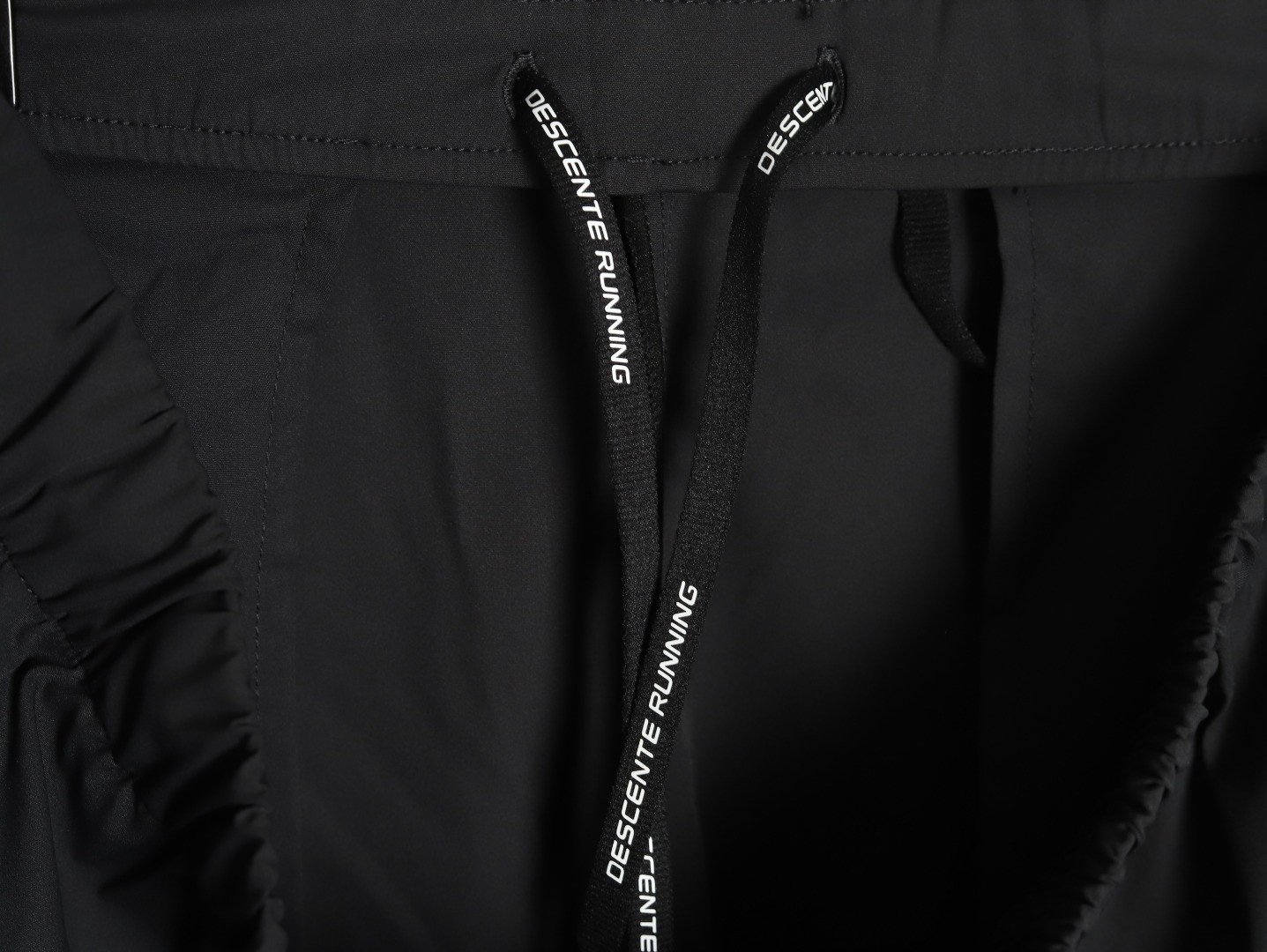 Descente Sports shorts