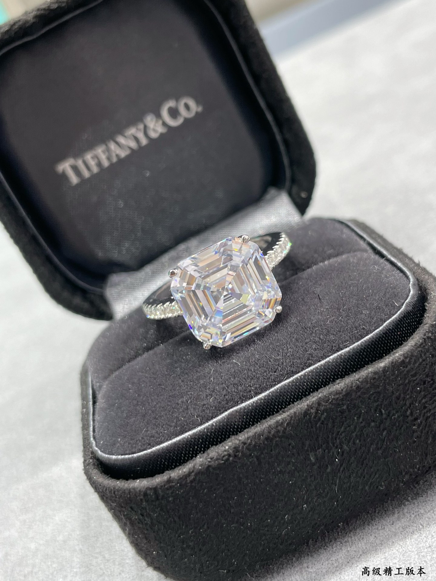 T*f*ny & Co. Solitaire Diamond Ring Ag925