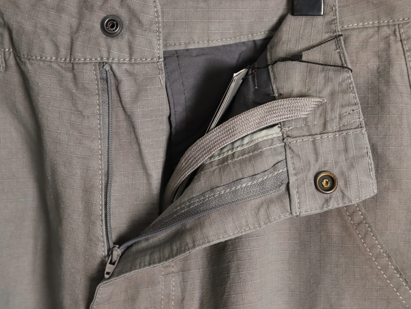 Ba*len*cia*ga 25SS shorts