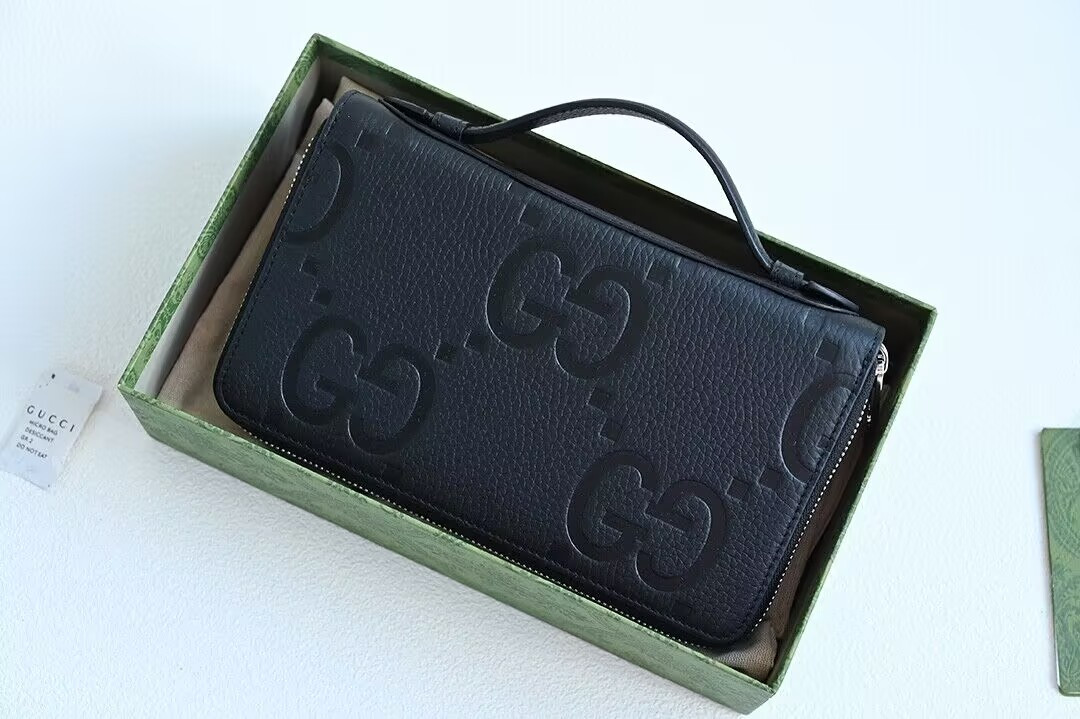 G*u*i Jumbo GG travel document case 21x13x4cm