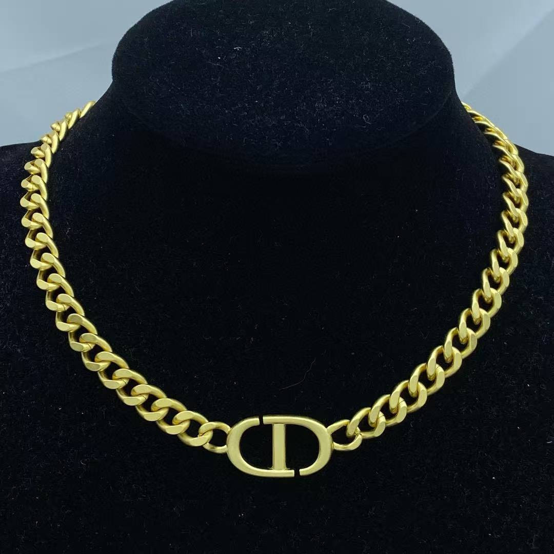 D*0r 30 Montaigne Short Necklace