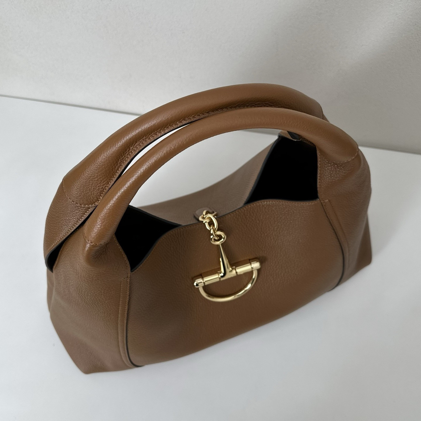 G*u*i Softbit Maxi Shoulder Bag Brown Leather 46x26x16cm