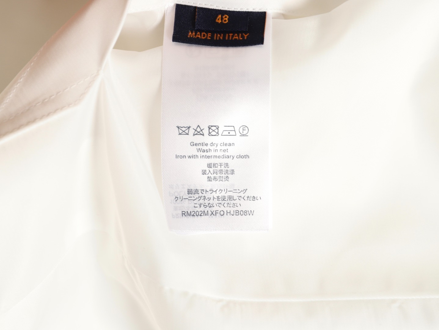 L0*is V*t0n LV Reversible Coats