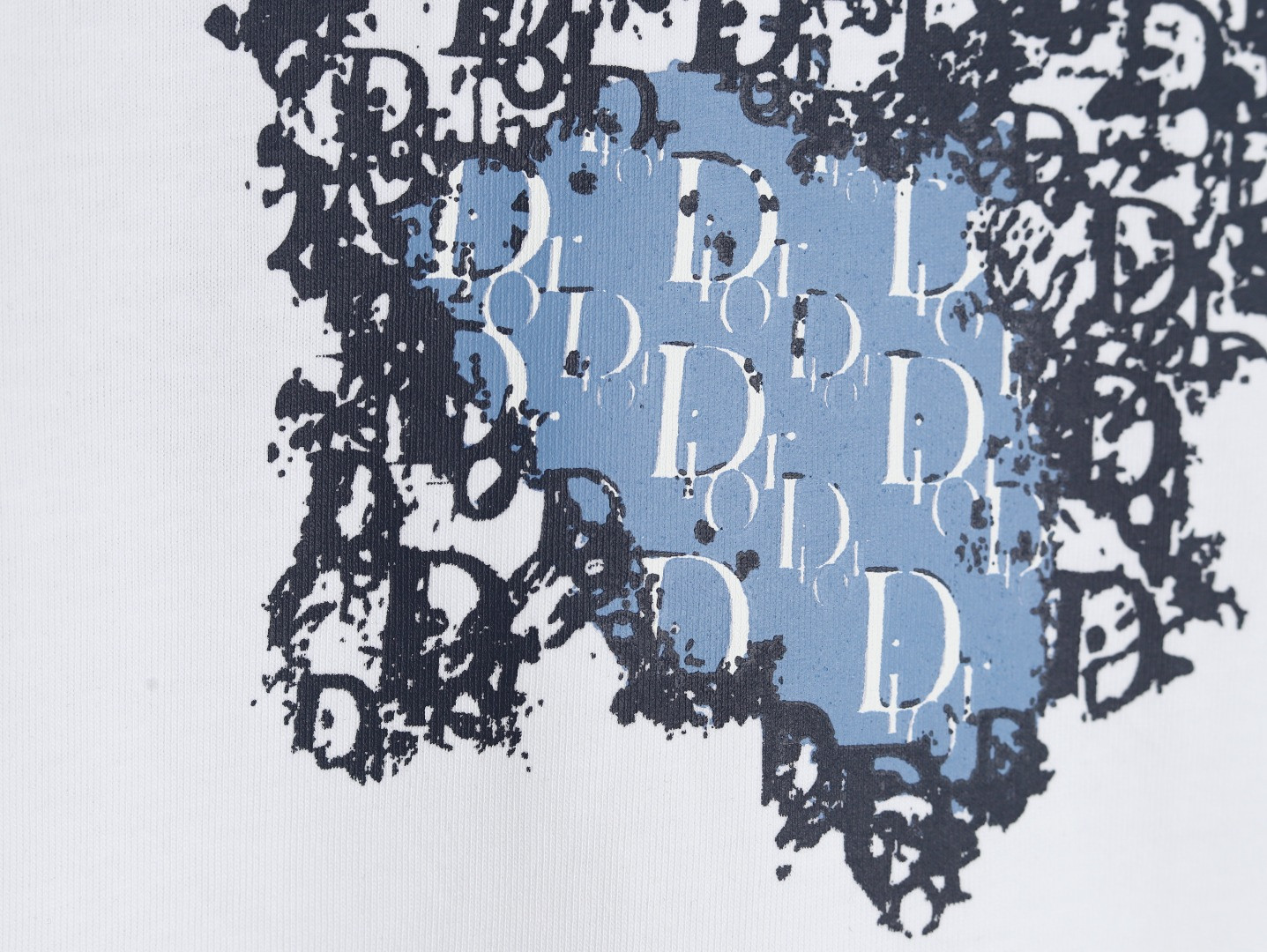 D*0r Short-sleeved T-shirt