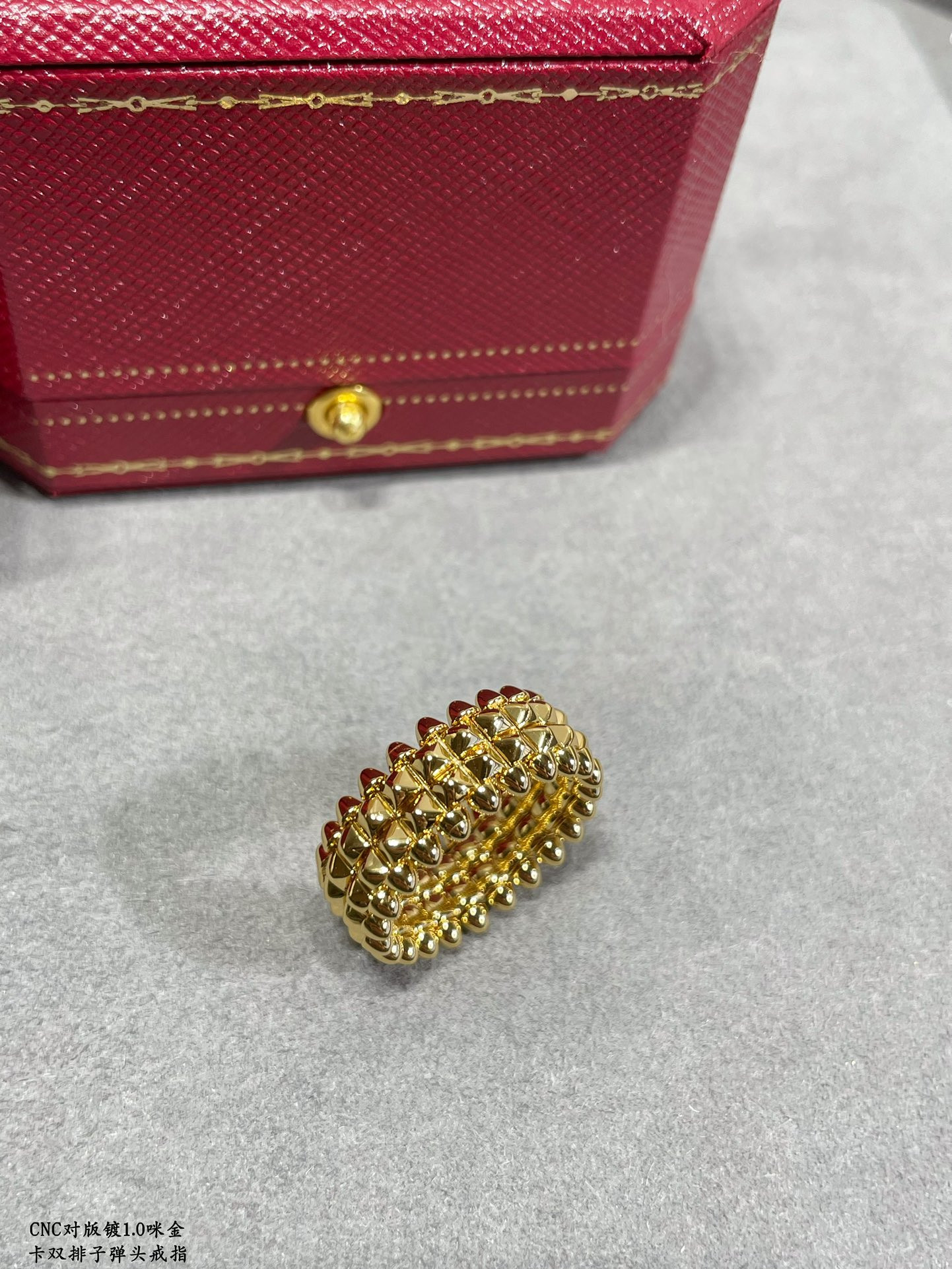 Ca*t*er Double-row bullet head Ring