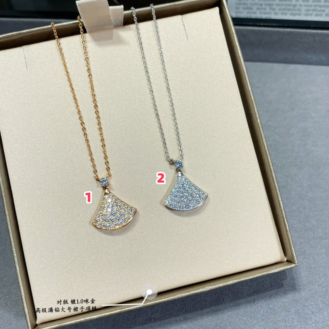 B*l*ai Large diamond fan-shaped skirt Necklace