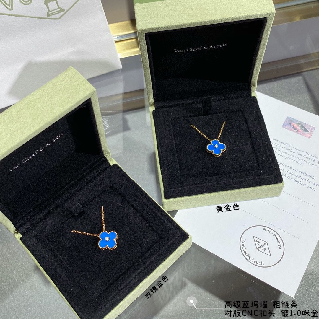 V*N CL*F & Arpels Medium Sapphire Blue Agate Clover Necklace Diameter approx 1.5cm,Chain length approx 40+5cm