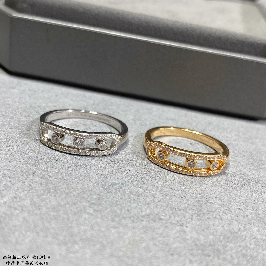 Messika Three Diamond Moving Ring