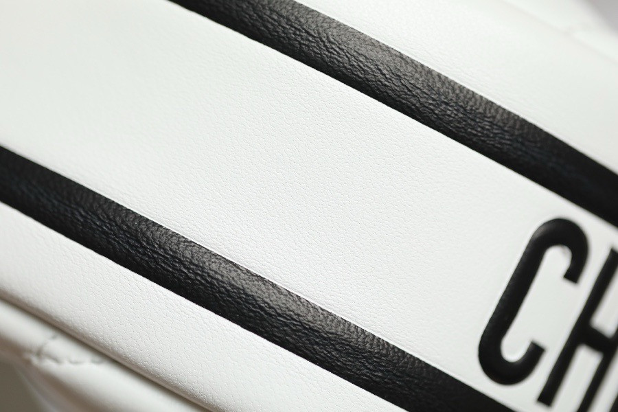 Lambskin Cannage Small D*0r Vibe Hobo Bag White