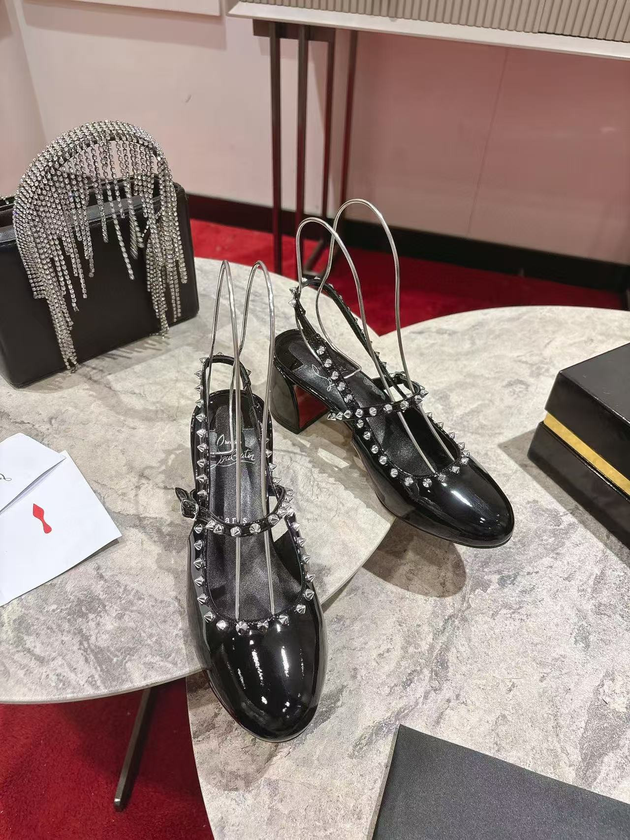 UA Ch**an Louboutin Mary Jane Pumps Janispikes Slingback Pumps