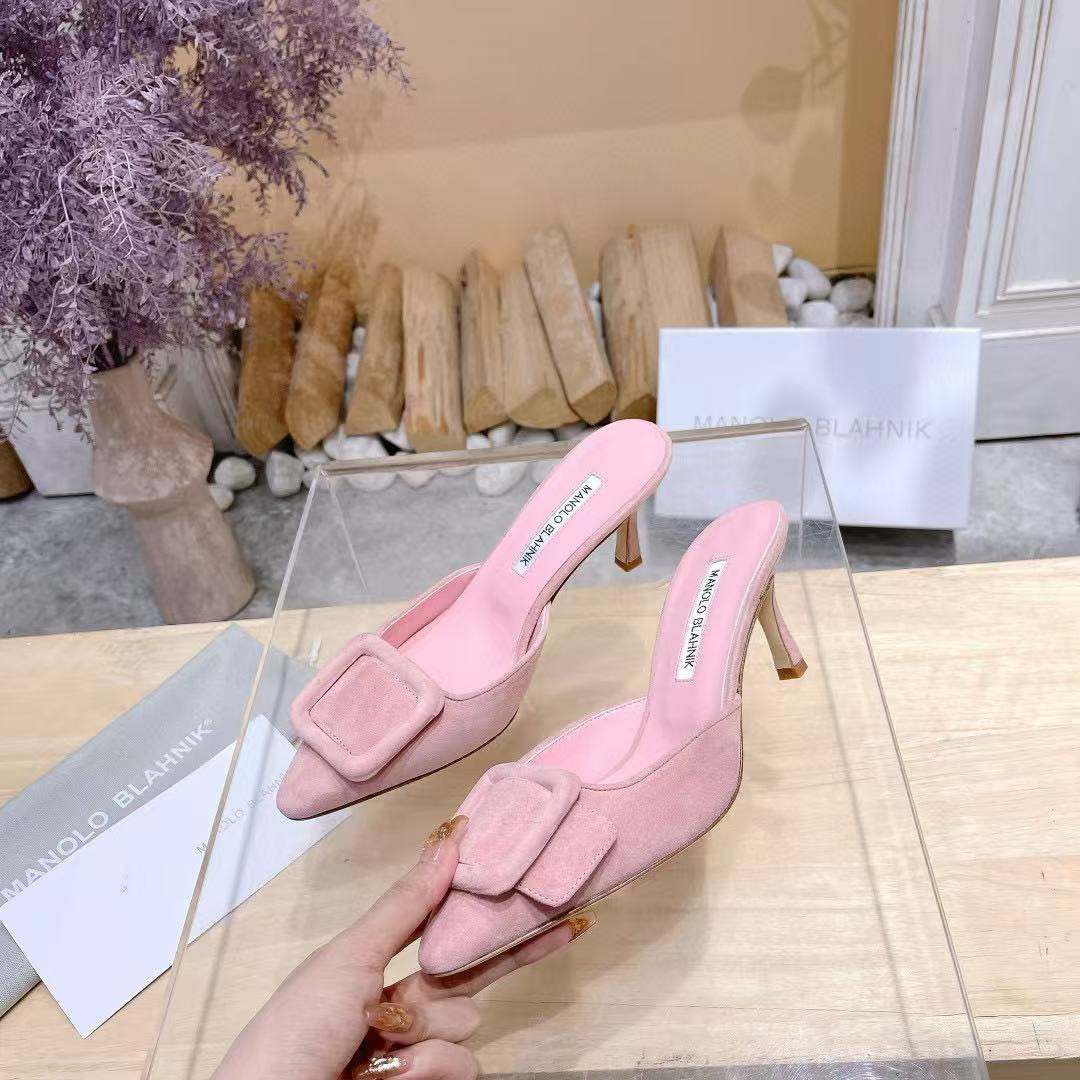 UA Manolo Blahnik Mules 7.5cm