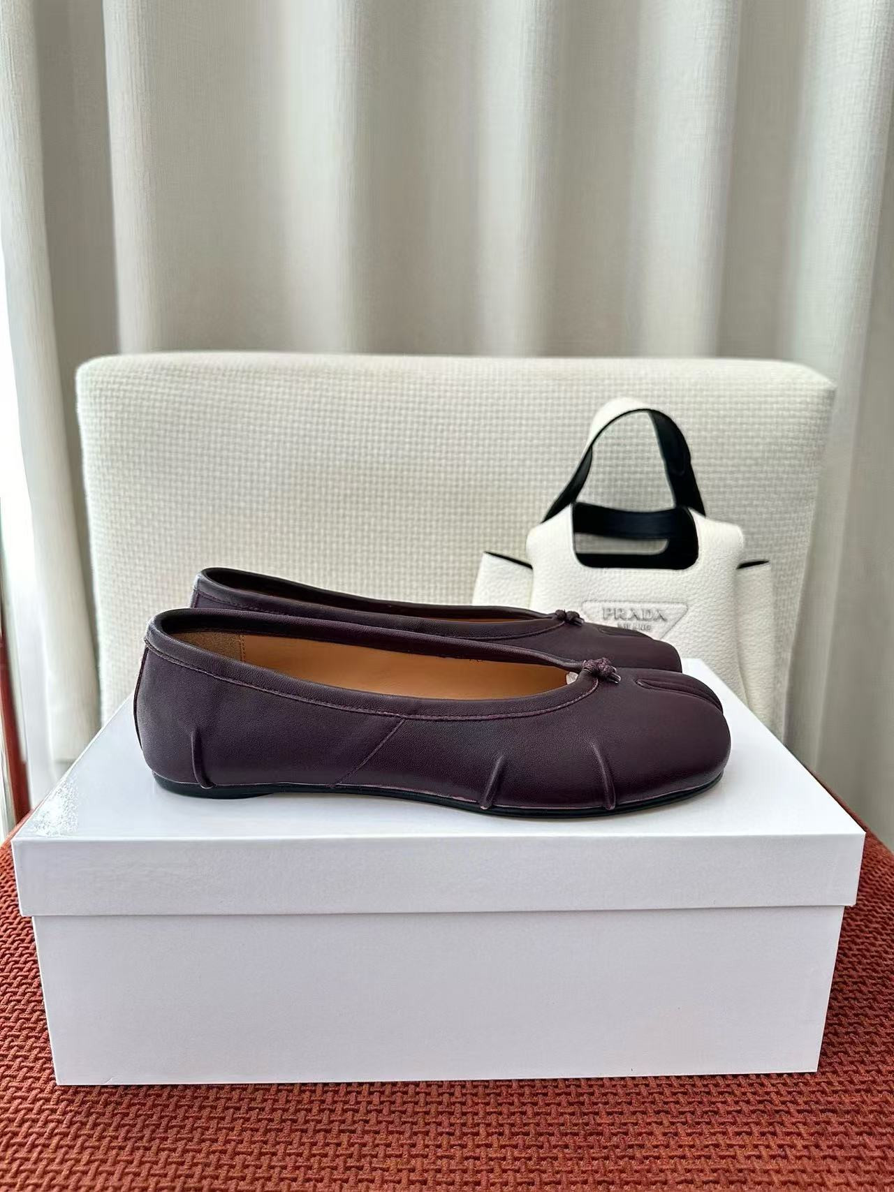 UA Maison Margiela Tabi Leather Ballet Flats