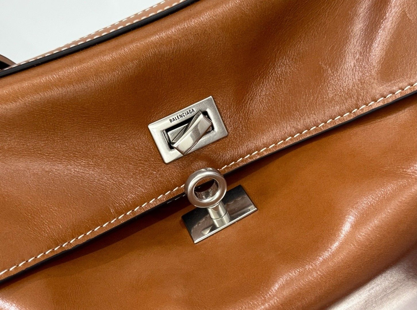 Ba*len*cia*ga Rodeo Large 39.8x29.9x12.9cm