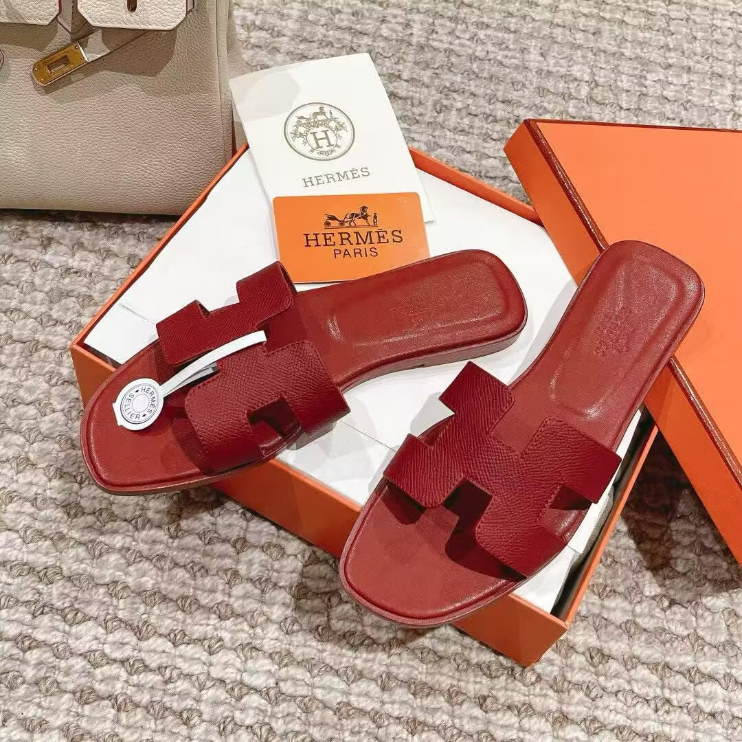 UA Hermès Oran sandal