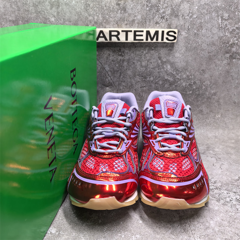 UA Bo*te*ga Ve*ne*ta Orbit Sneaker