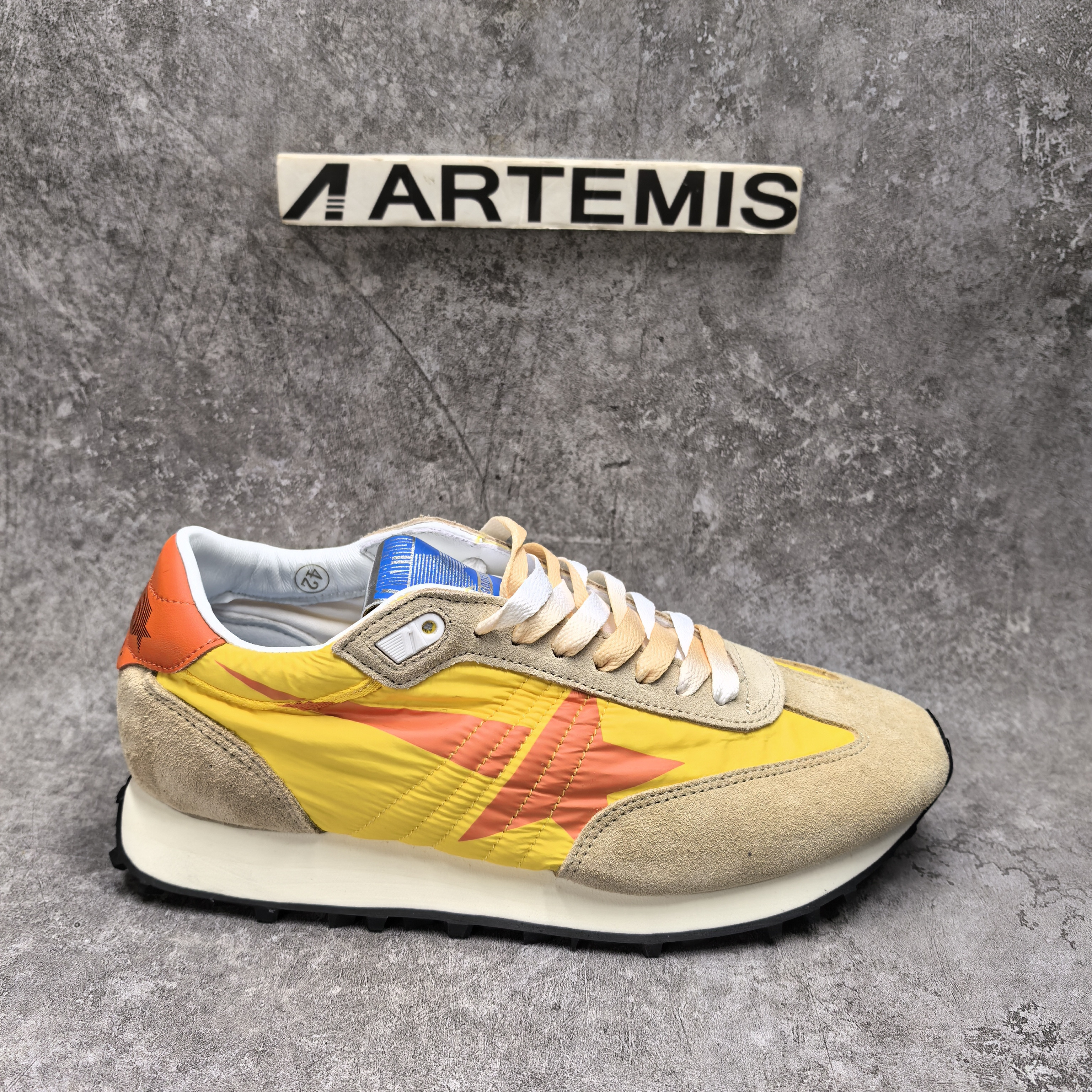 UA Golden Go*e Sneaker