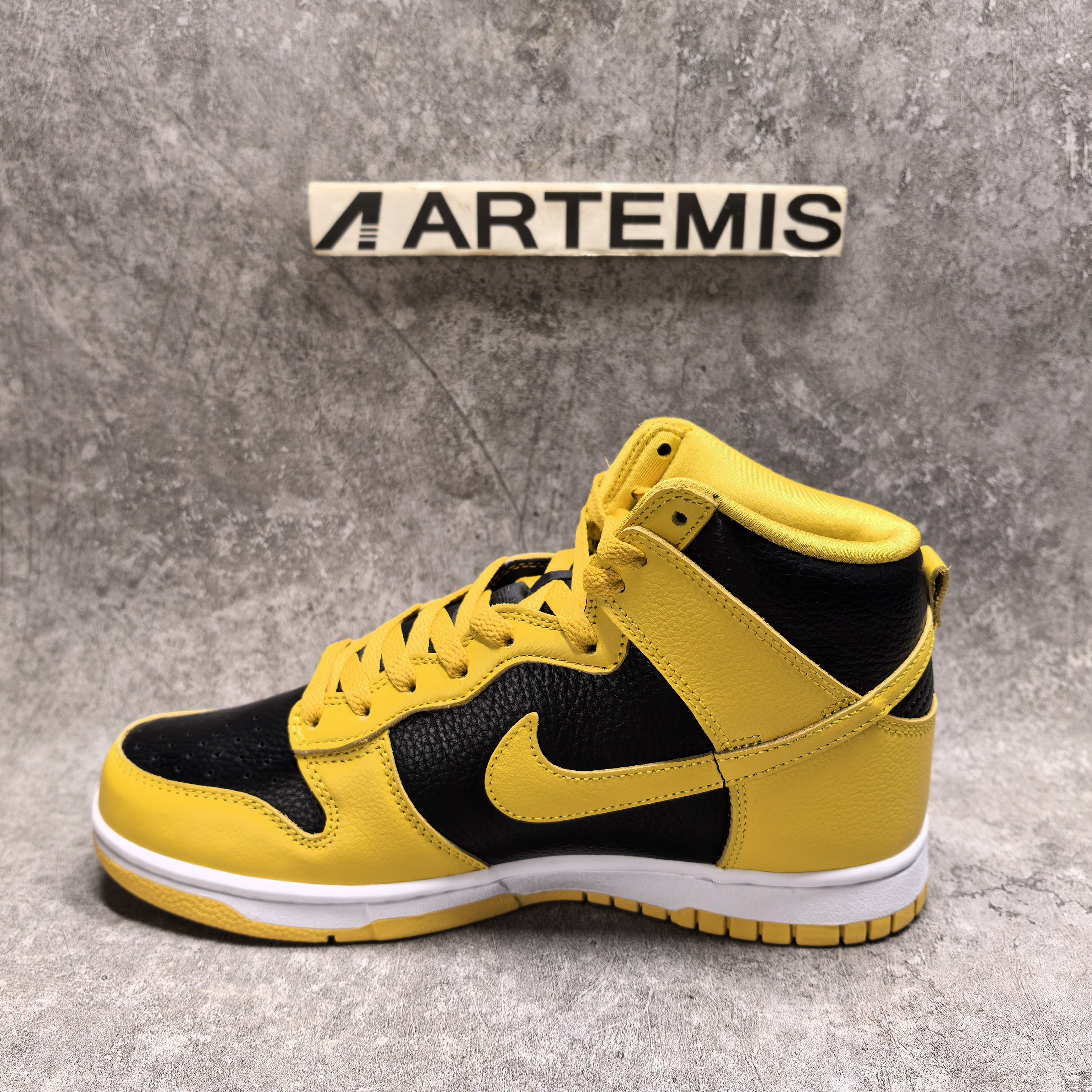 UA Wu-Tang x Nike Dunk High