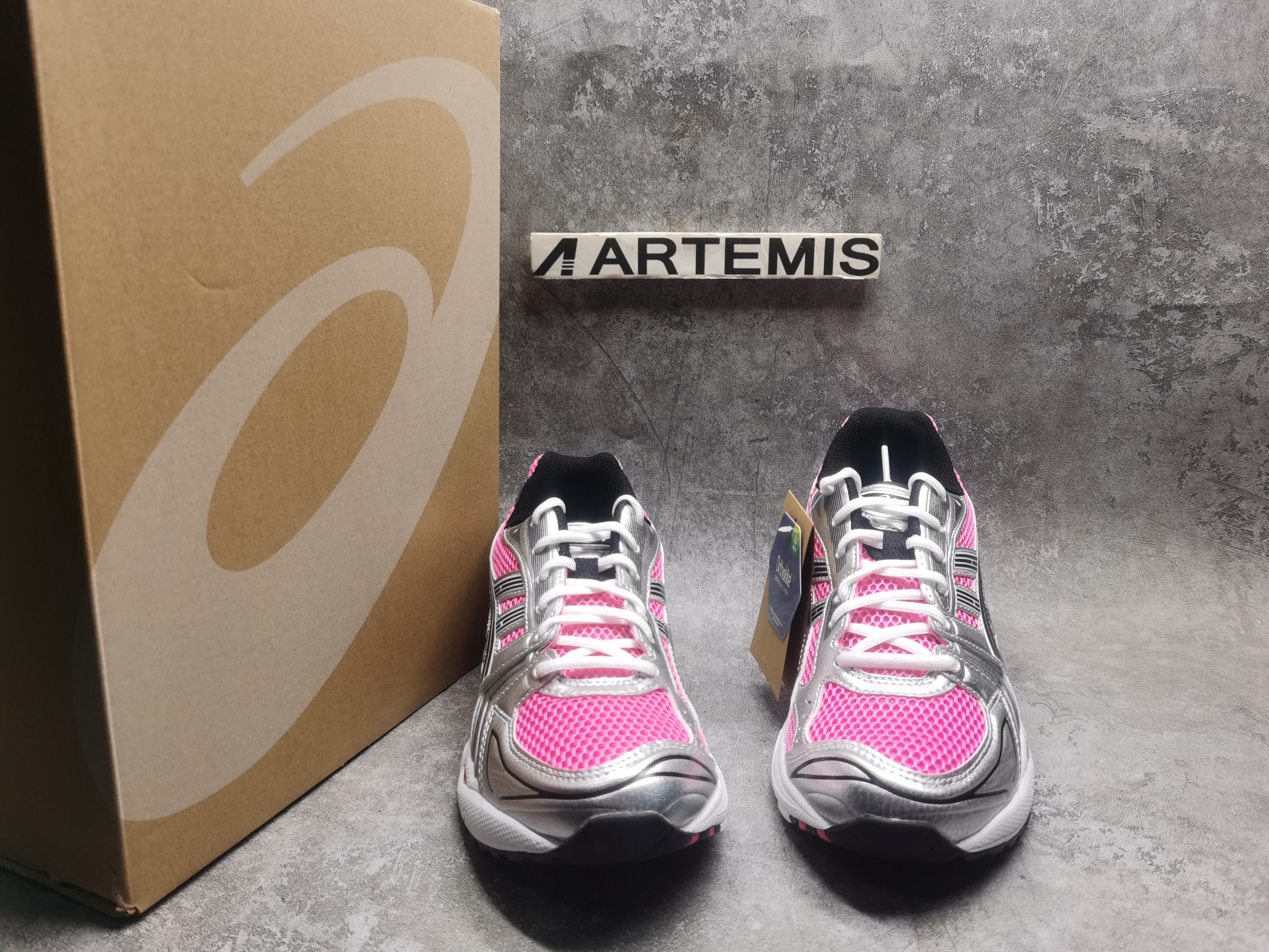 UA As*ic*s gel-kayano 14