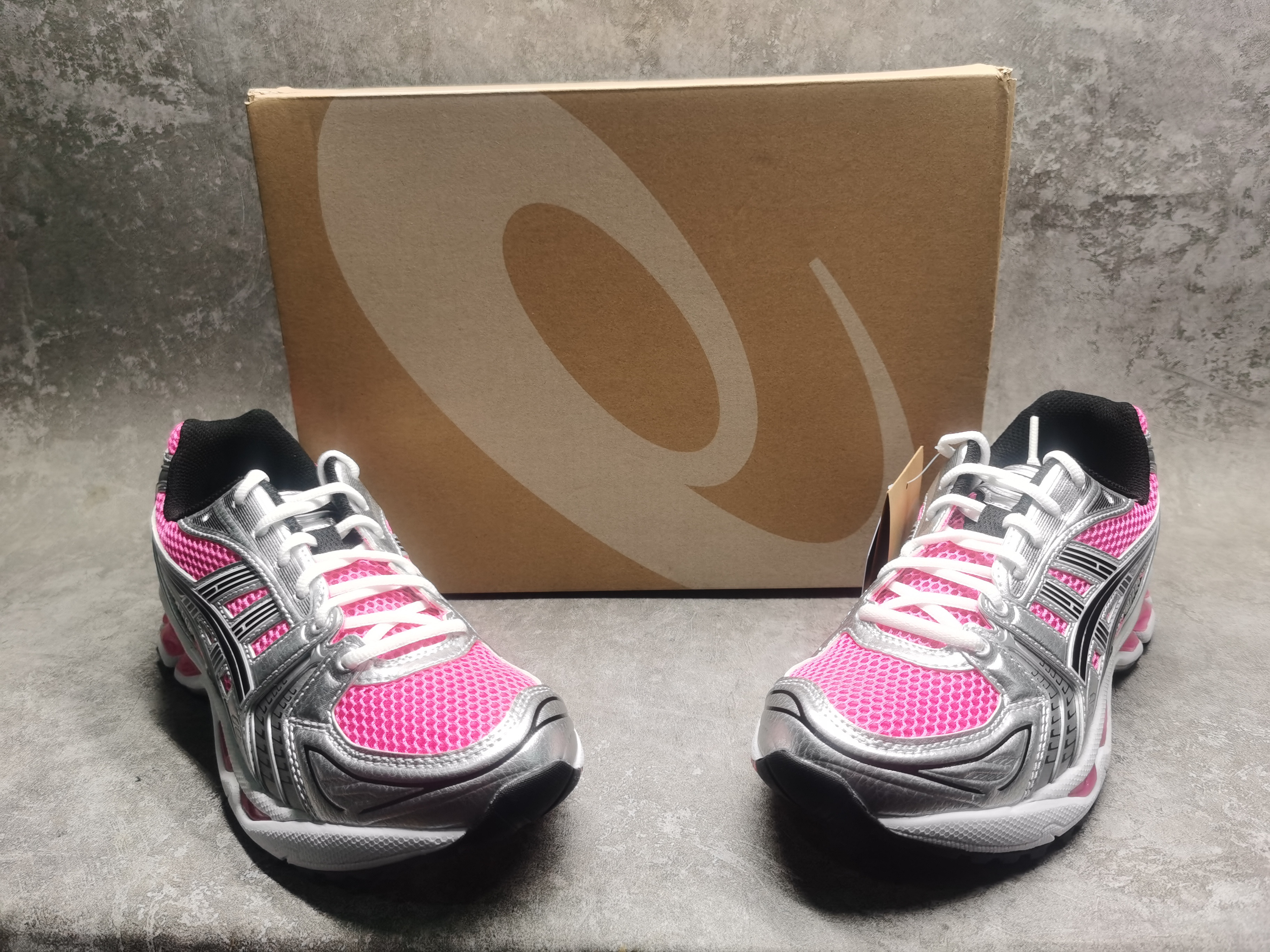 UA As*ic*s gel-kayano 14