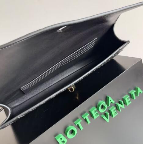 Bo*te*ga Ve*ne*ta Long Clutch Andiamo With Handle Black 31x13x3cm