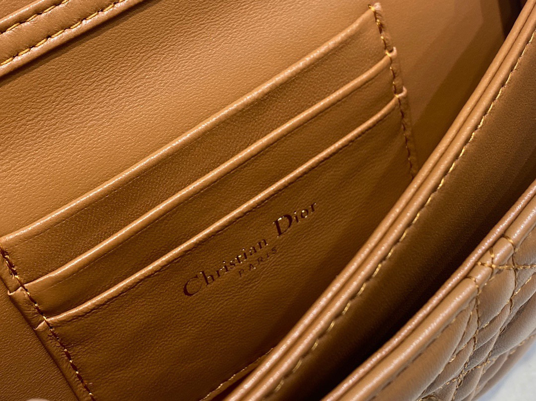 MISS D*0r MINI HANDBAG 21 x 11.5 x 4.5 cm