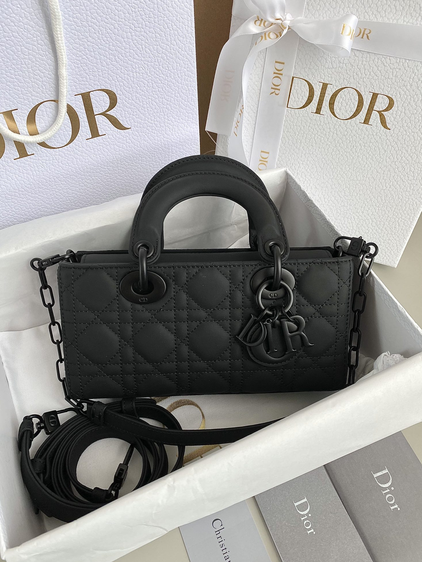 D*0r SMALL LADY D-JOY BAG Ultramatte Black Cannage Calfskin